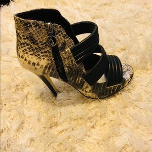 Babyphat heels shay